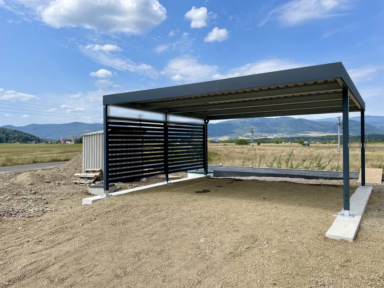 Realizácia Koverta – Hliník nad Hronom, Prístrešok 6 × 5,6 m