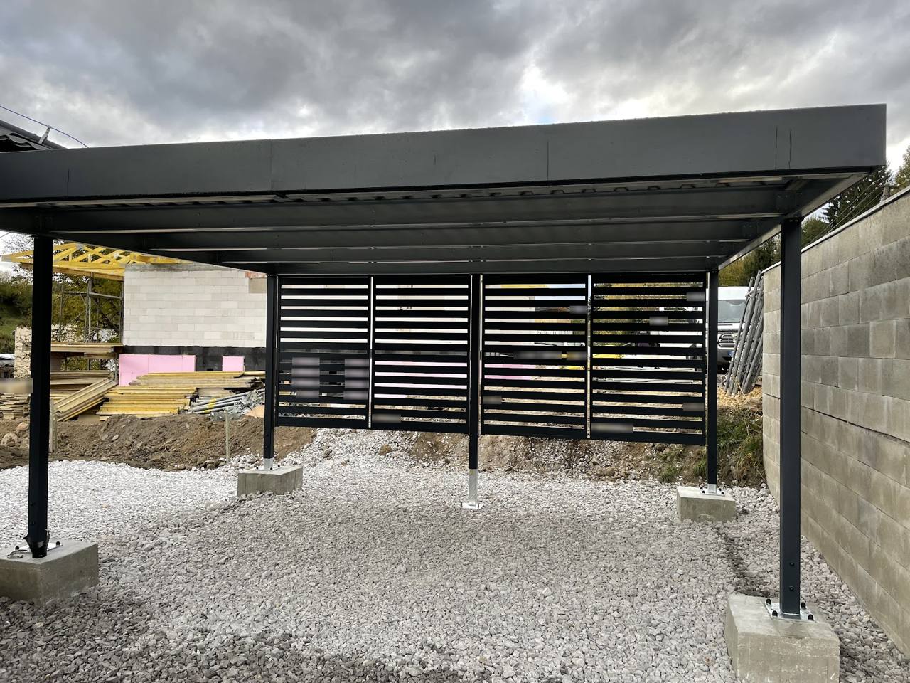 Realizácia Koverta – Ľubietová, Prístrešok 5,6 × 5,2 m