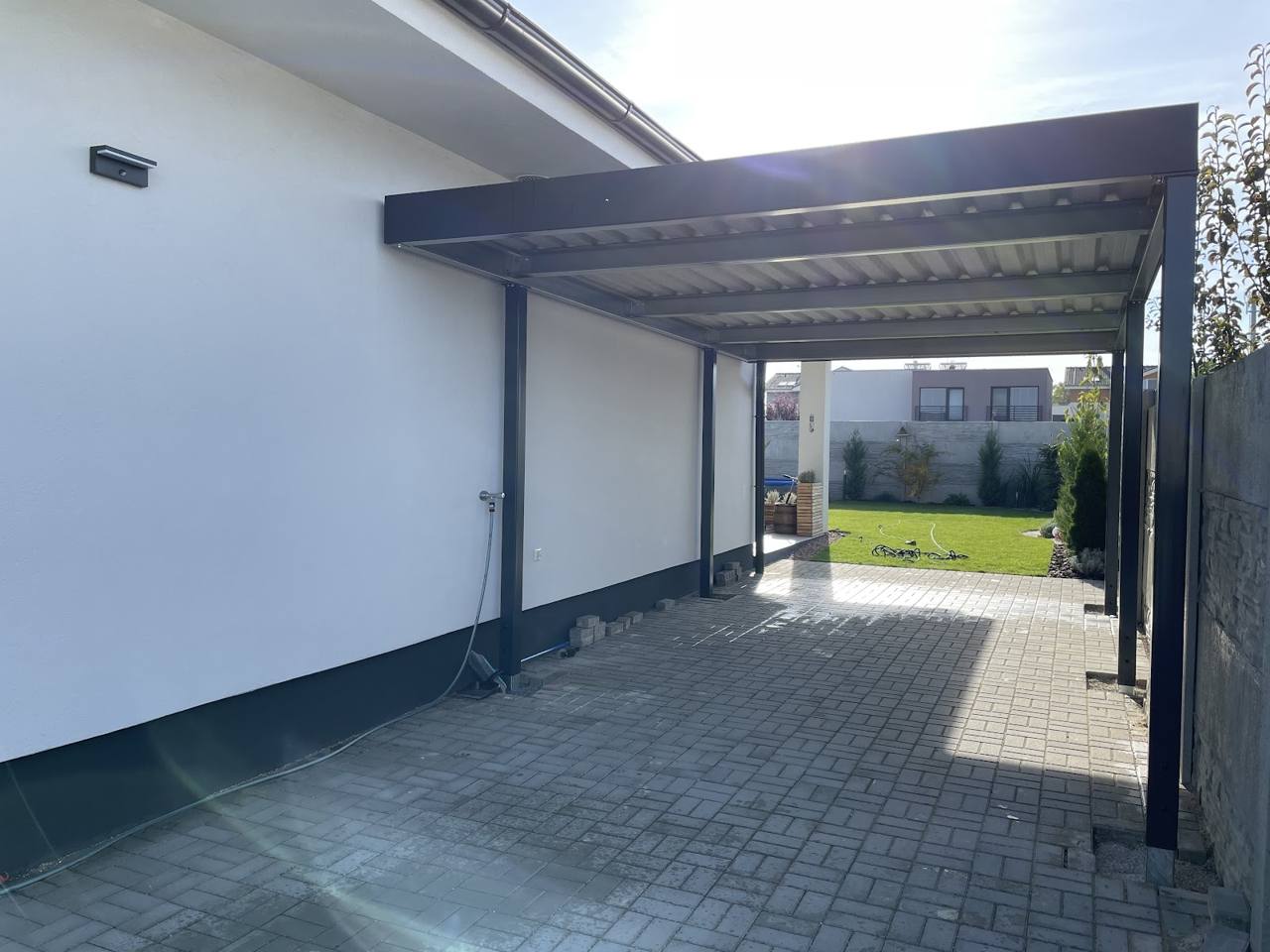 Realizácia Koverta – Rovinka, Prístrešok 3,5 × 6 m