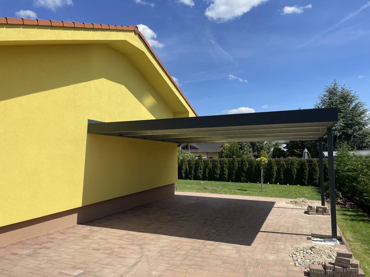 Realizácia Koverta 5,8 × 6 m, Svätoplukovo